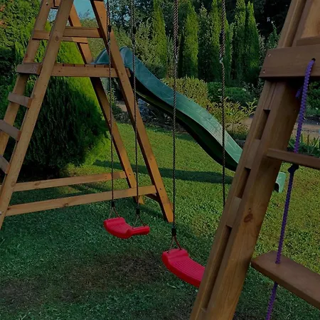 алексік Hotel *