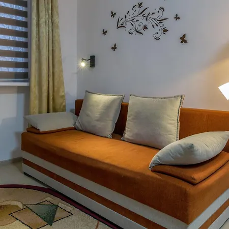Hotel алексік *