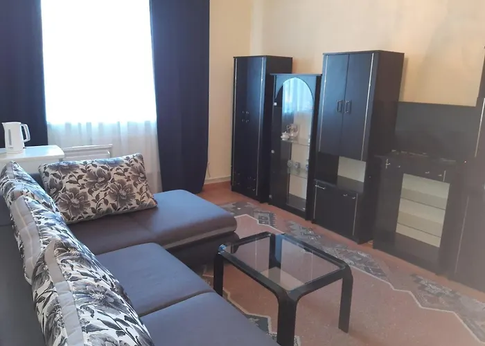 алексік Hotel *