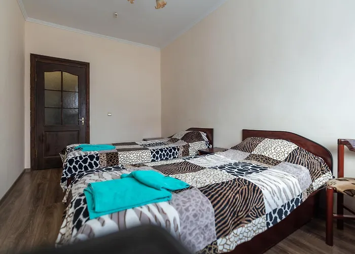 алексік Hotel *